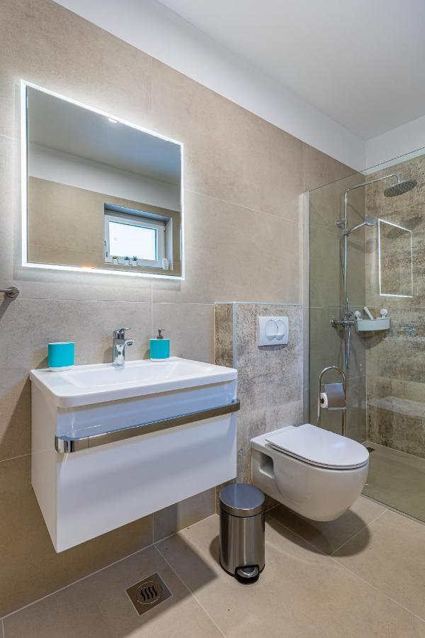 Apartment Blue Monstera Đảo Đảo Cres Ngoại thất bức ảnh