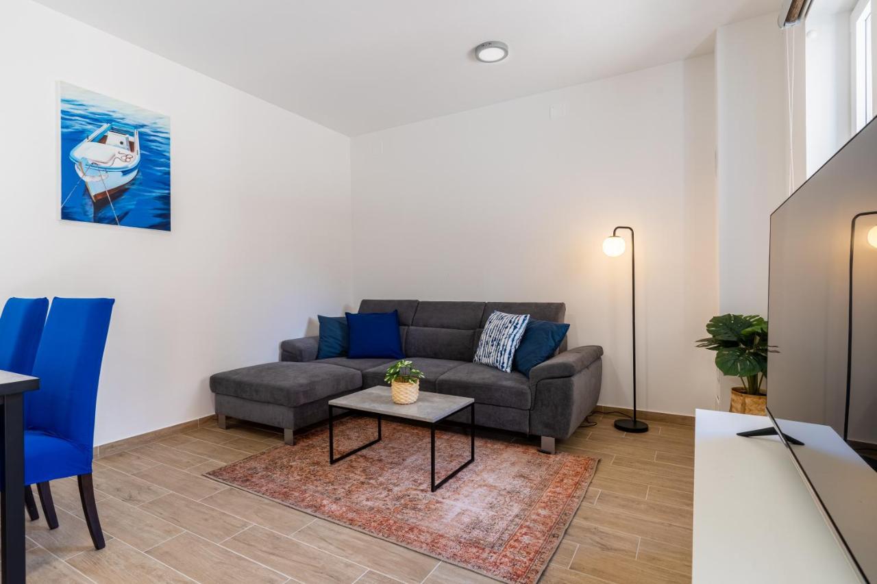 Apartment Blue Monstera Đảo Đảo Cres Ngoại thất bức ảnh